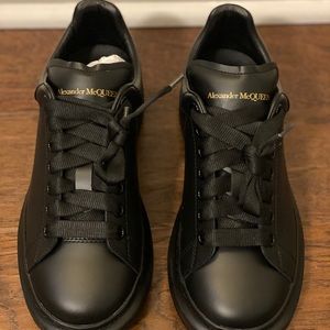 Alexander McQueen Sneaker